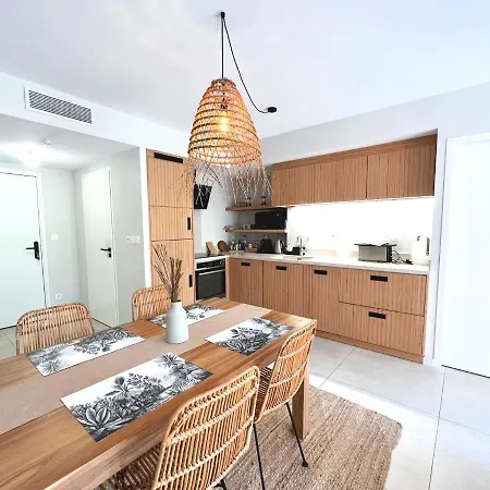 Le Cocon D'ines Apartment *